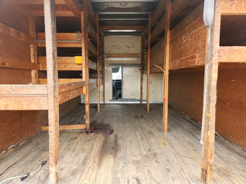 2013 Ford E350 BOX Truck