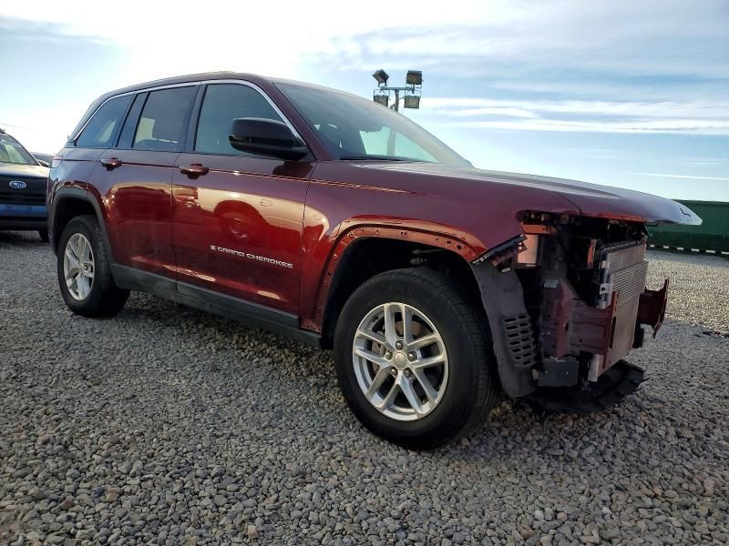 2024 Jeep Grand Cherokee Laredo
