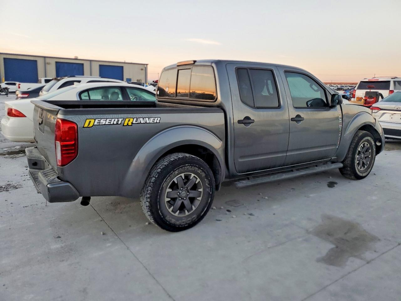2016 Nissan Frontier s