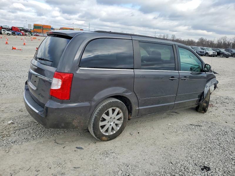 2015 Chrysler Town & Country lx