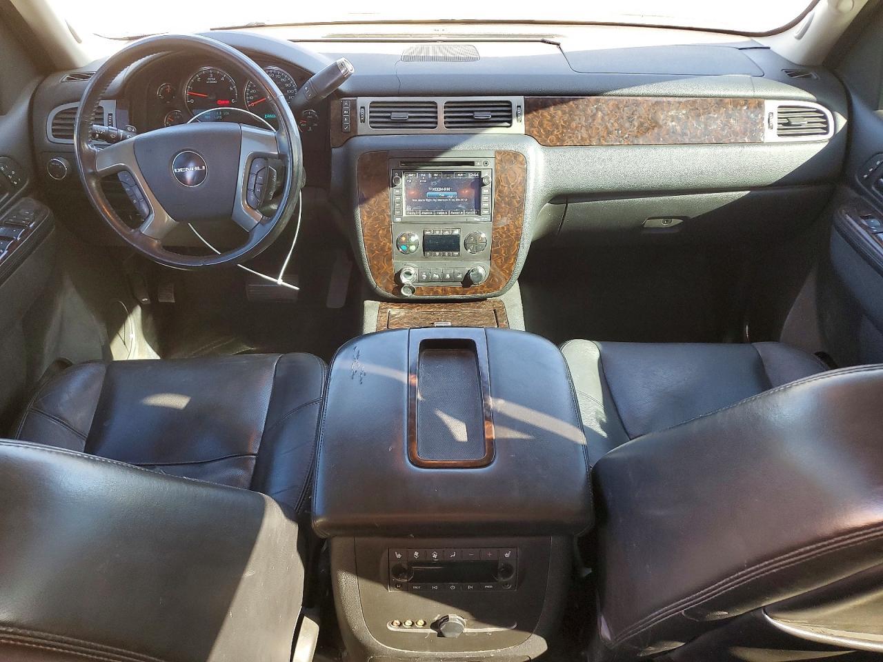 2011 GMC Yukon Denali