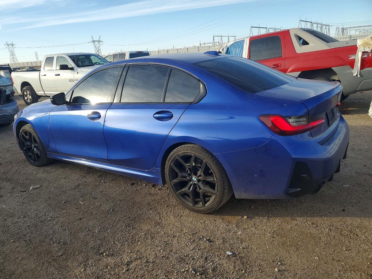 2025 BMW 330i
