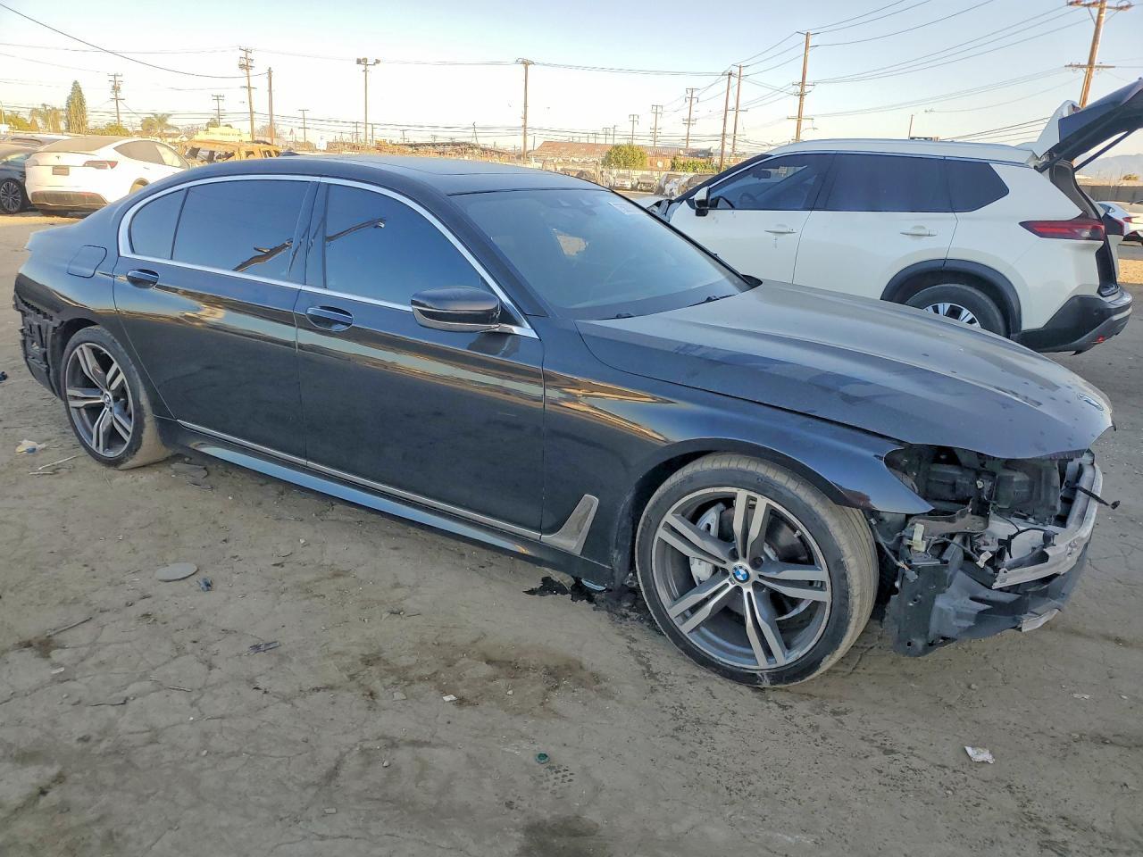 2019 BMW 740 i