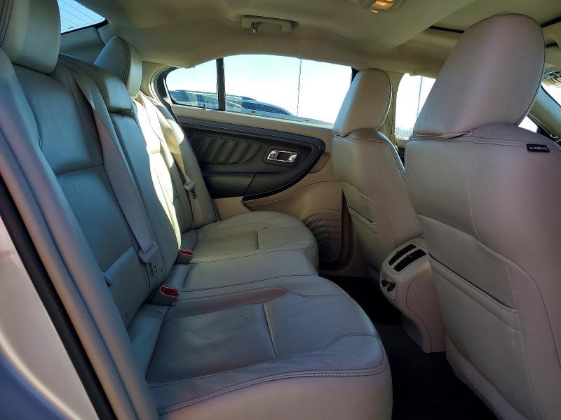 2010 Ford Taurus sel