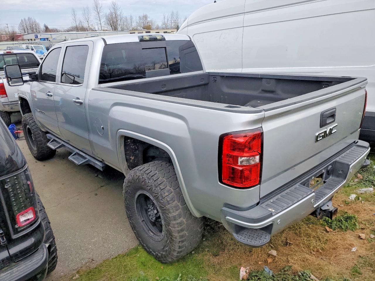 2018 GMC Sierra K2500 Denali