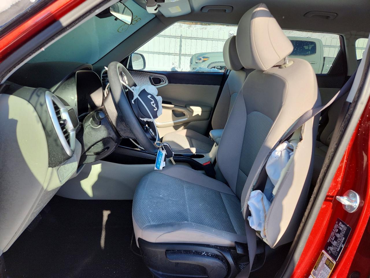 2025 KIA Soul lx