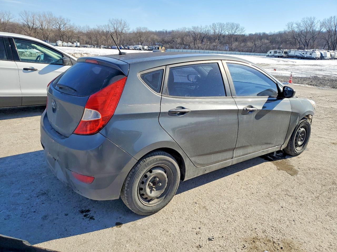 2012 Hyundai Accent gls