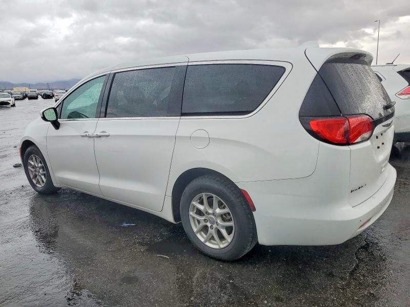 2017 Chrysler Pacifica Touring