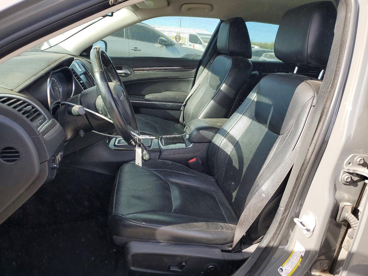 2018 Chrysler 300 Limited