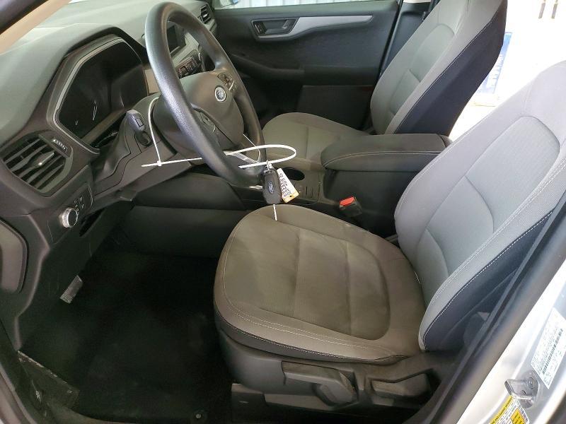 2020 Ford Escape s