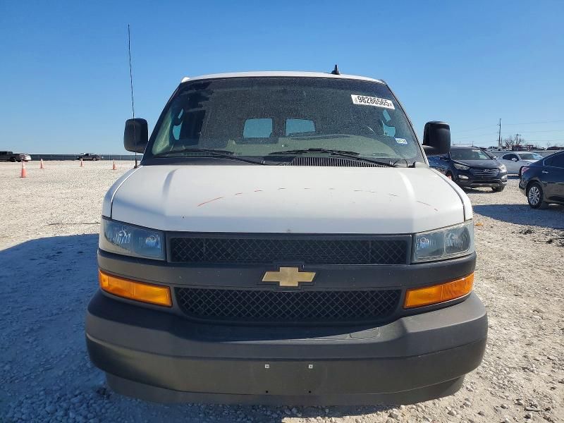 2022 Chevrolet Express G3500 ls