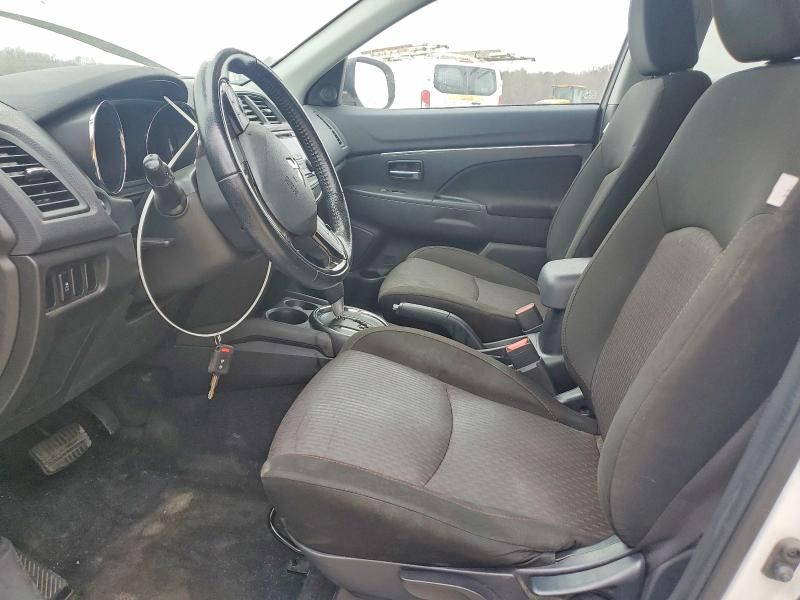 2017 Mitsubishi Outlander Sport es