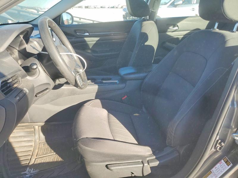2022 Nissan Altima s