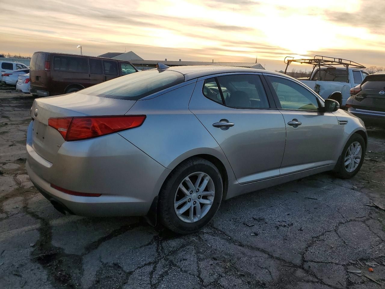 2013 KIA Optima lx