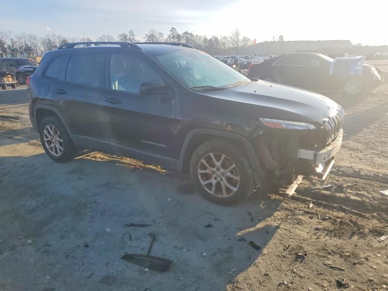 2016 Jeep Cherokee Sport