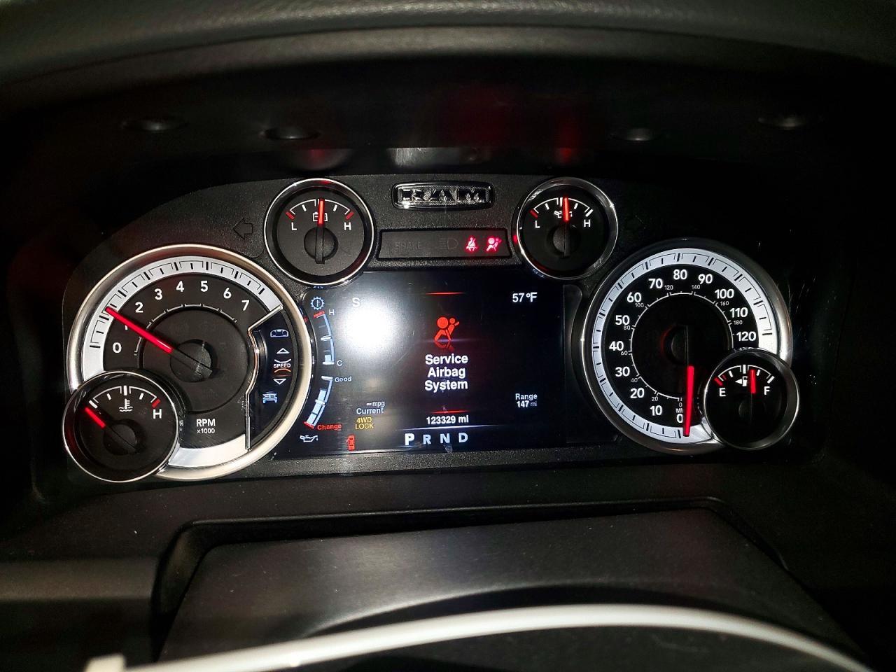 2016 Dodge Ram 1500 slt