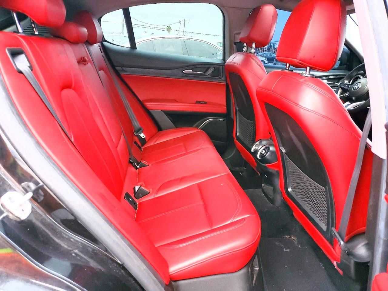 2021 Alfa Romeo Stelvio Sport