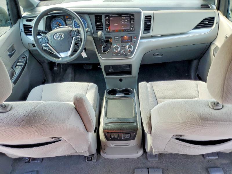 2020 Toyota Sienna le