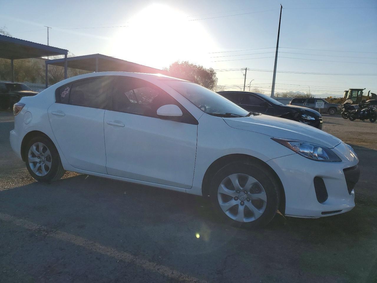 2012 Mazda 3 I