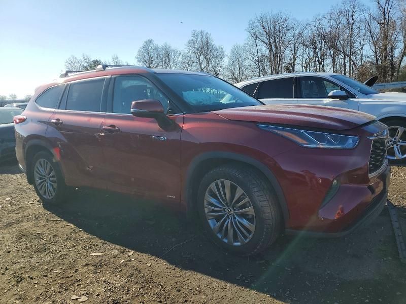 2021 Toyota Highlander Hybrid Platinum