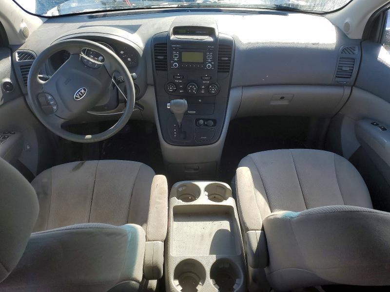 2012 KIA Sedona lx