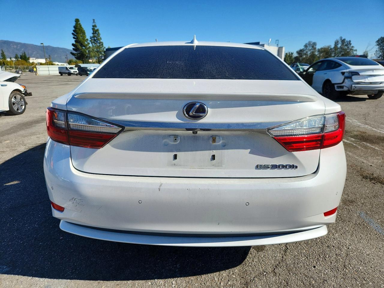 2016 Lexus Es 300h