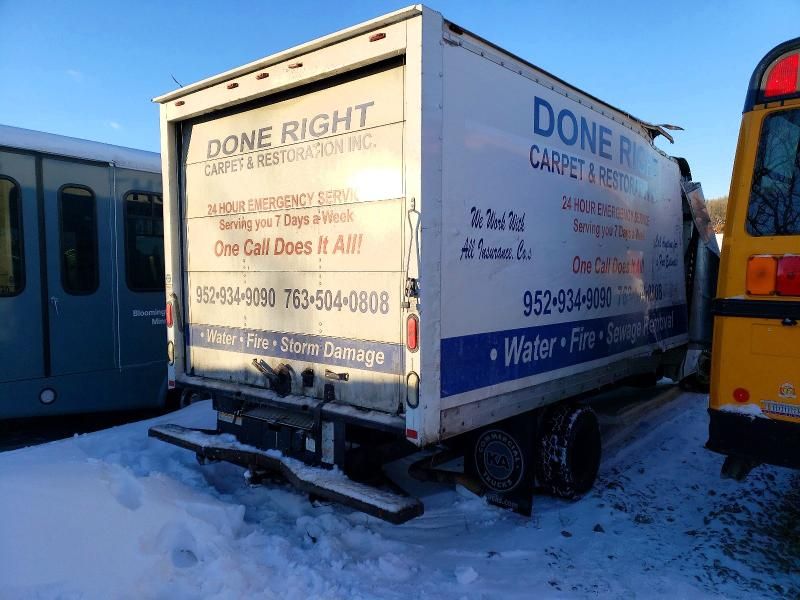 2012 GMC Savana box Truck