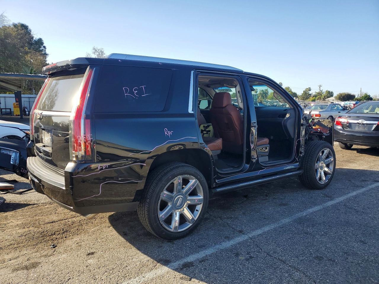 2018 Cadillac Escalade Premium Luxury