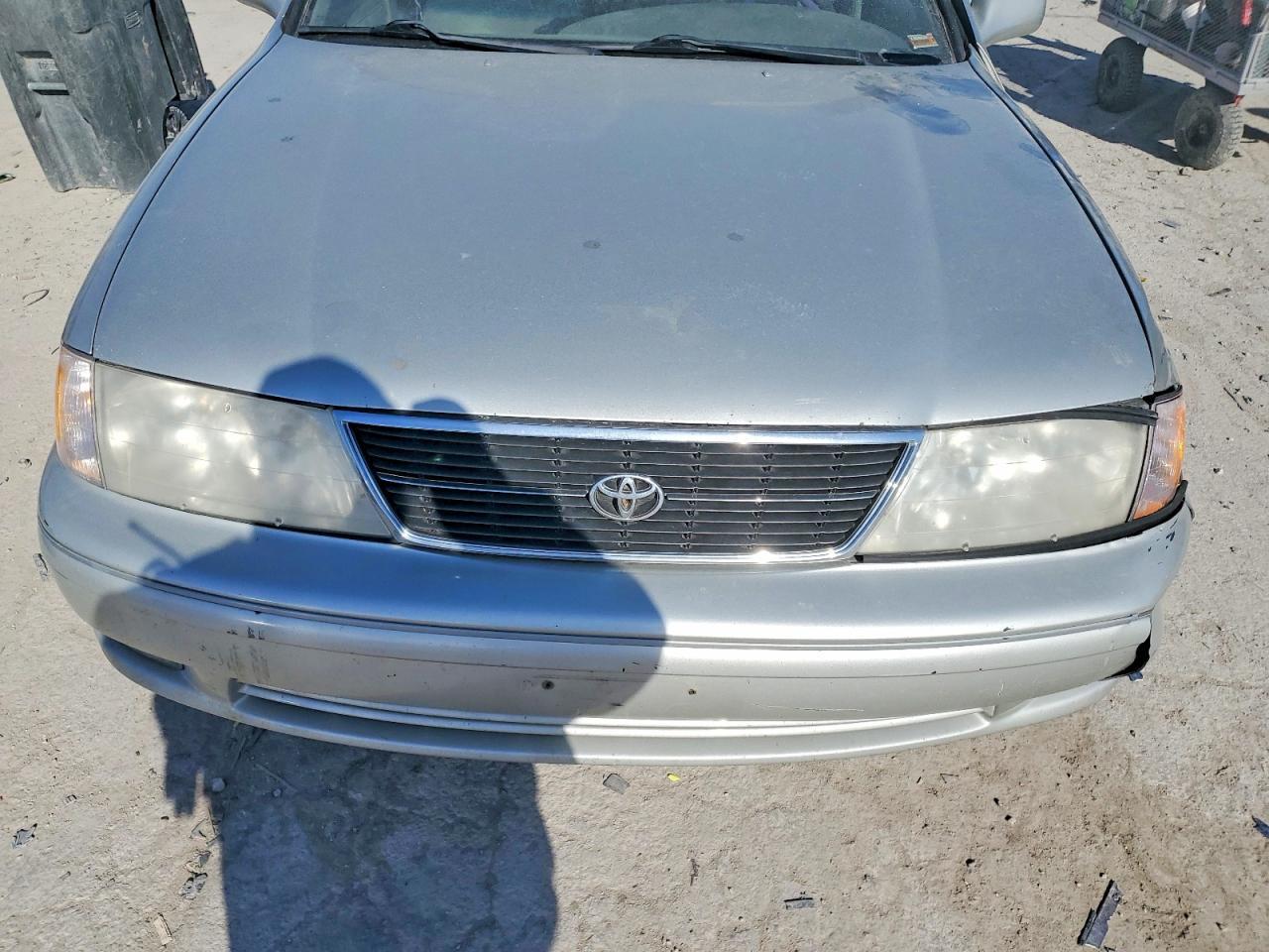 1999 Toyota Avalon xl