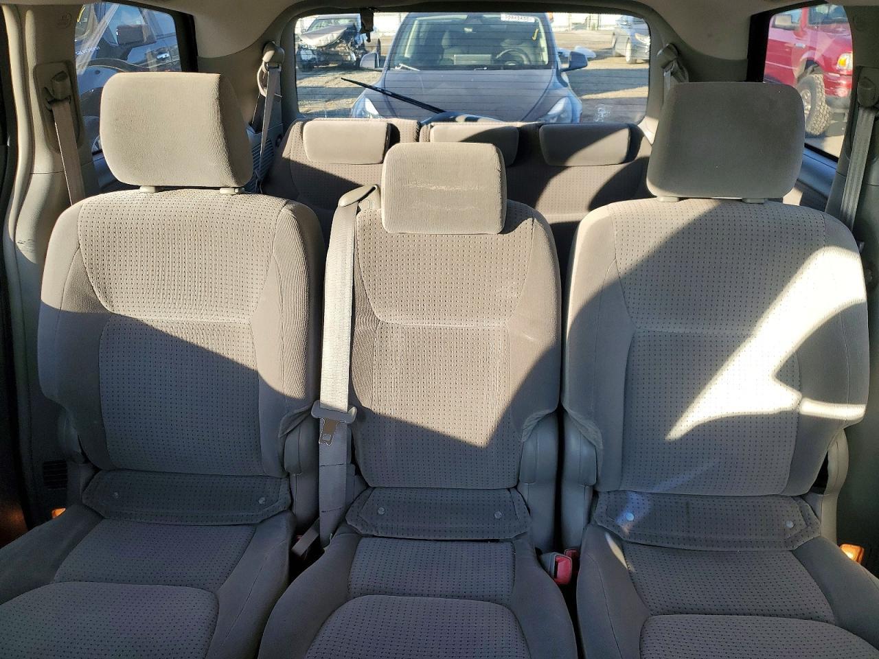 2006 Toyota Sienna ce