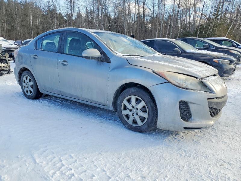 2013 Mazda 3 I