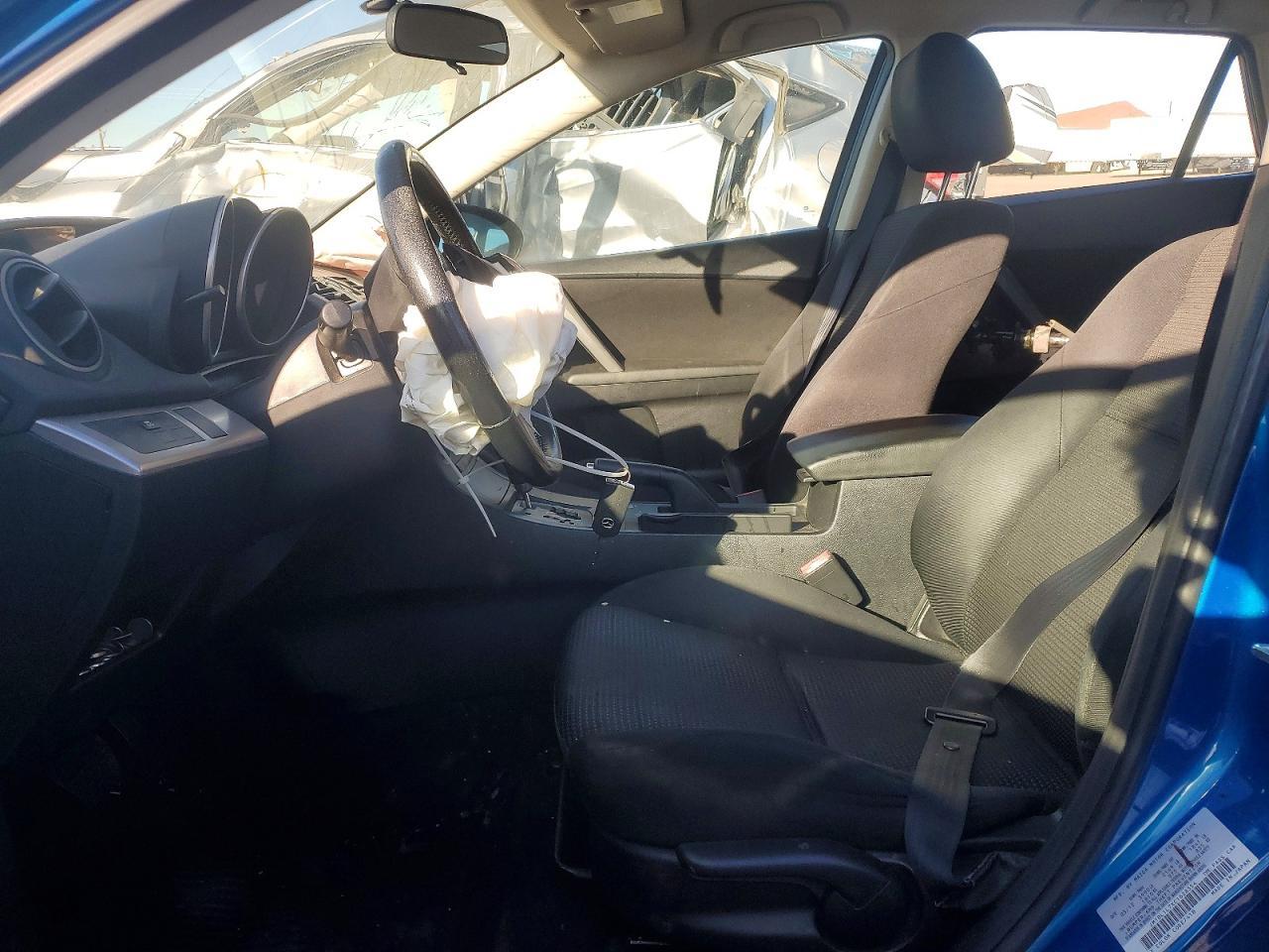 2012 Mazda 3 I