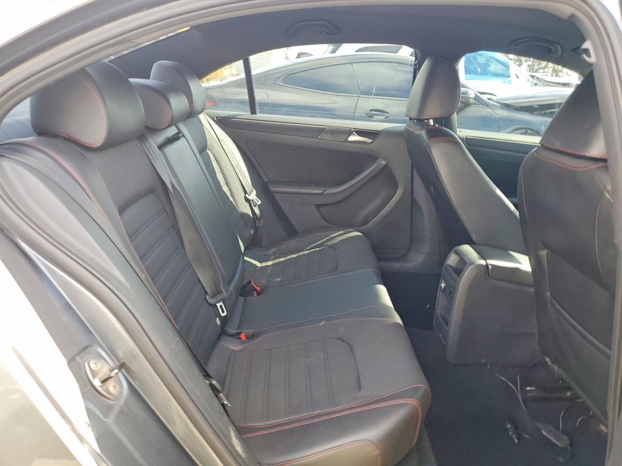 2012 Volkswagen Jetta gli