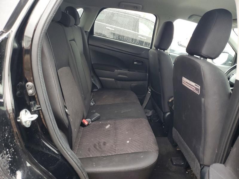 2015 Mitsubishi Outlander Sport se