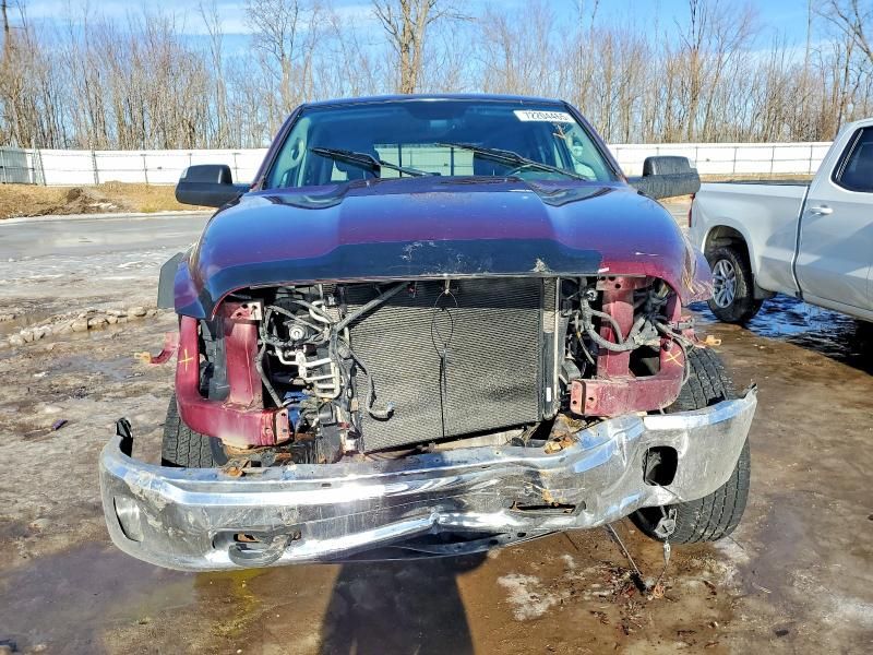 2017 Dodge Ram 1500 slt