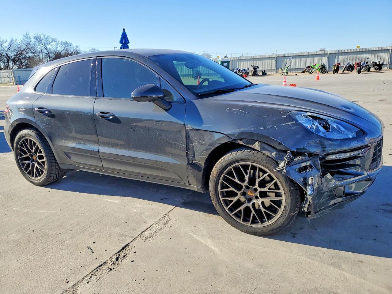 2017 Porsche Macan