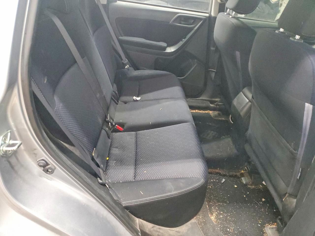 2015 Subaru Forester 2.5i