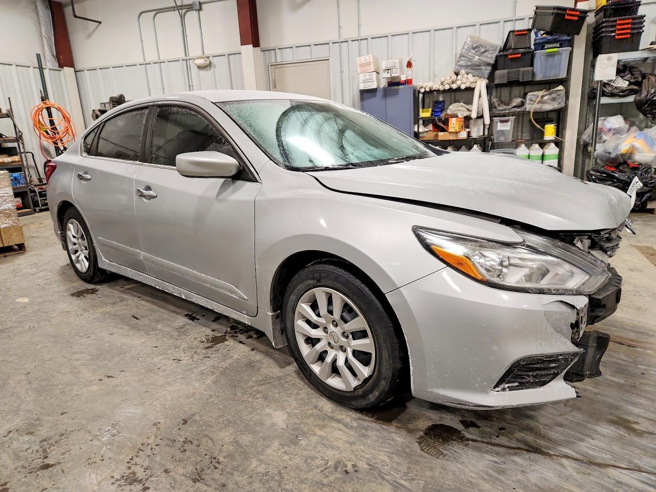 2017 Niss Altima 2.5
