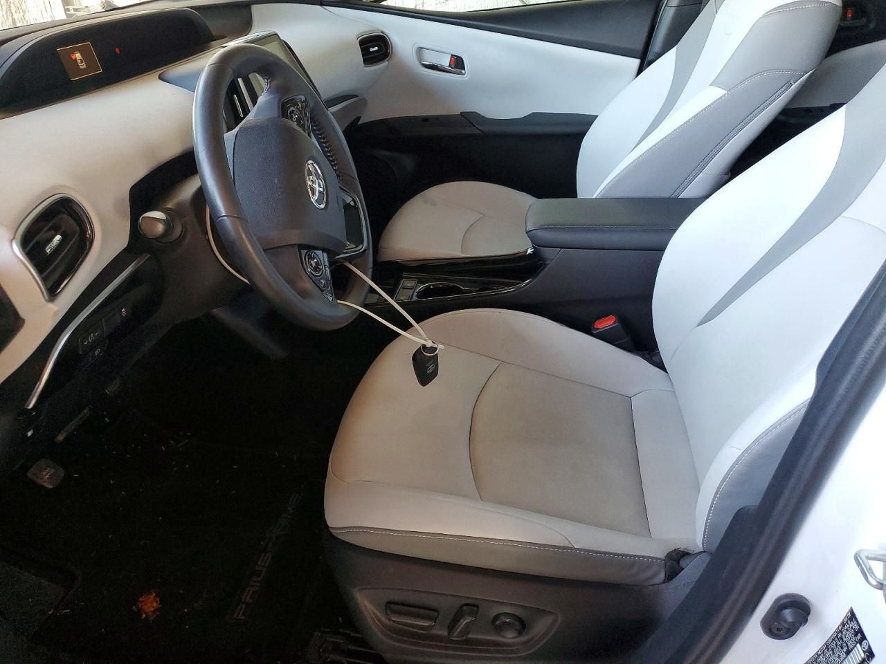 2022 Toyota Prius Prime le