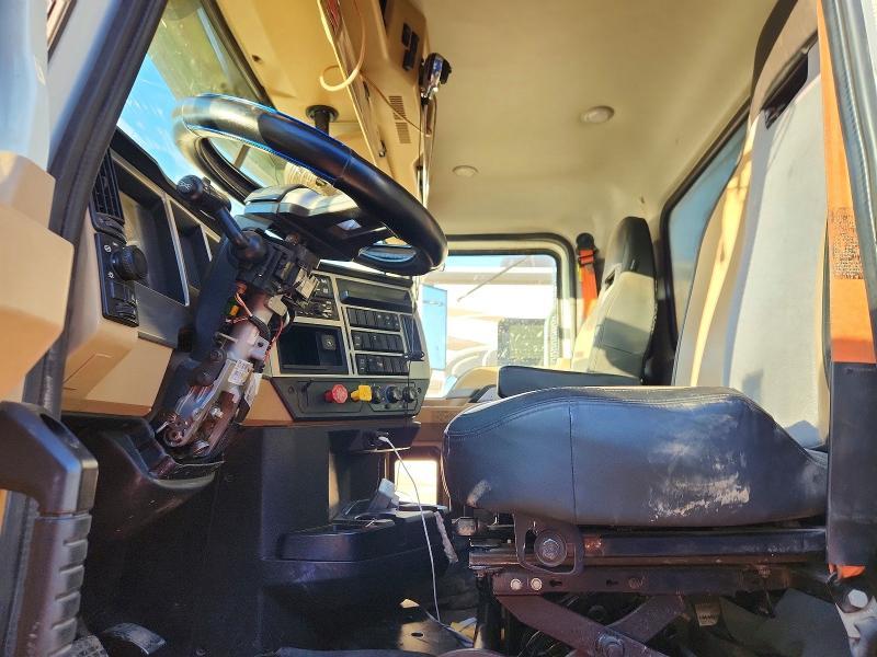 2019 Mack Granite Dump Truck