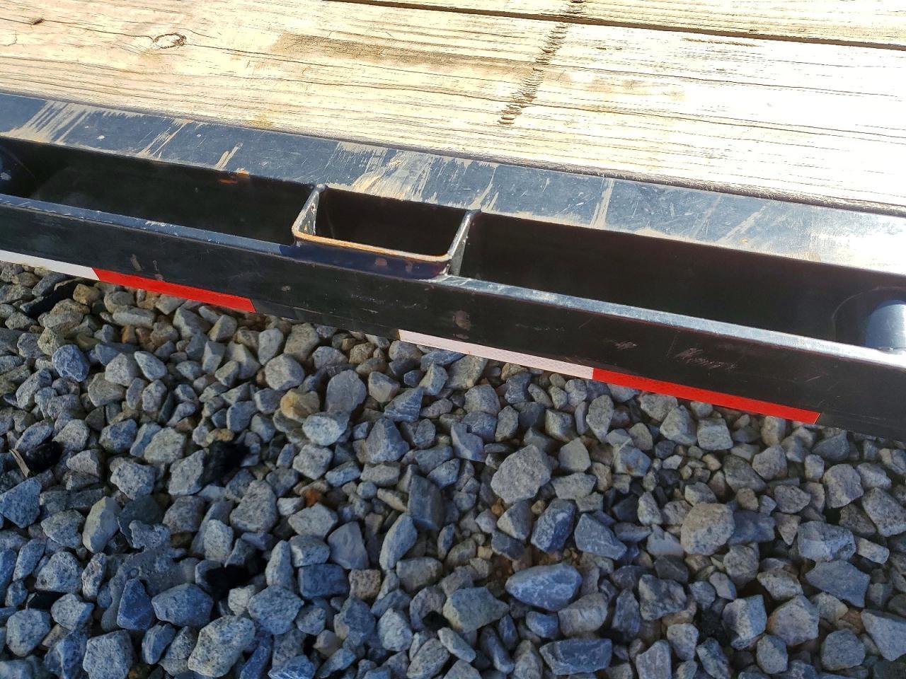 2022 Load Trail Equipment Trailer