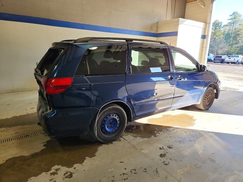 2004 Toyota Sienna ce