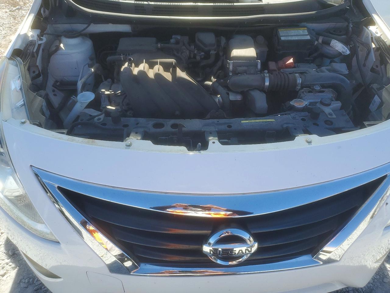 2016 Nissan Versa s