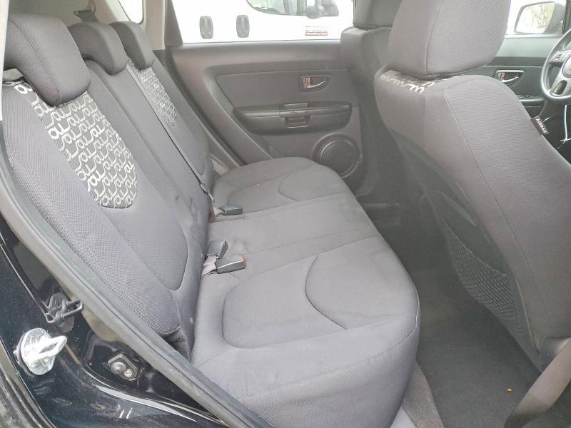 2010 KIA Soul +