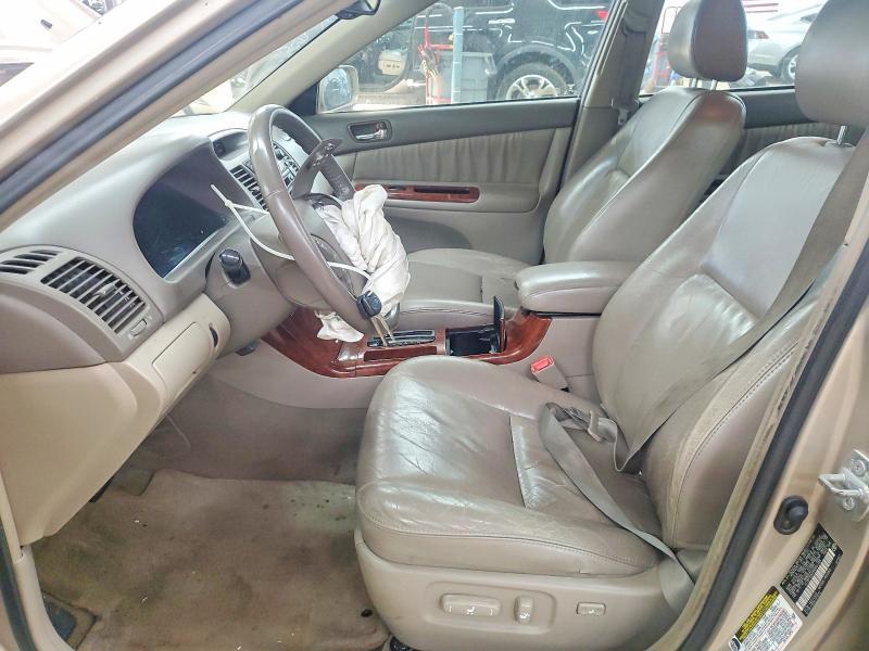 2005 Toyota Camry le