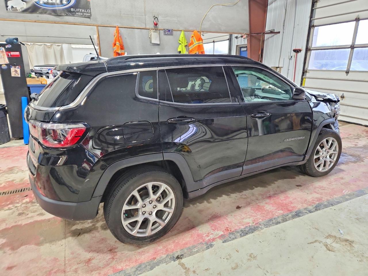 2024 Jeep Compass Latitude lux