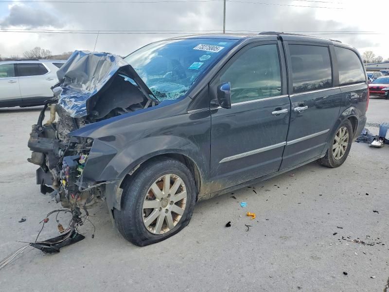 2015 Chrysler Town & Country Touring