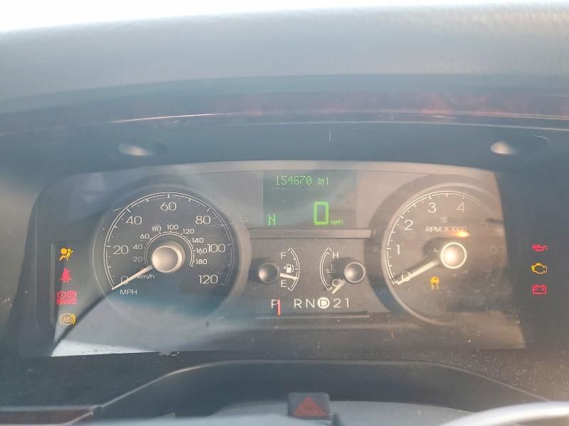 2006 Lincoln Town car Signature