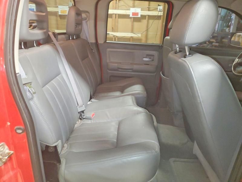 2005 Dodge Dakota Quad Laramie