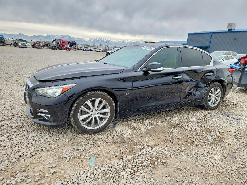 2015 Infiniti Q50 Base